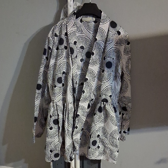 Jackets & Blazers - Regal Geo Patterned Open Blazer Jacket With Peplum